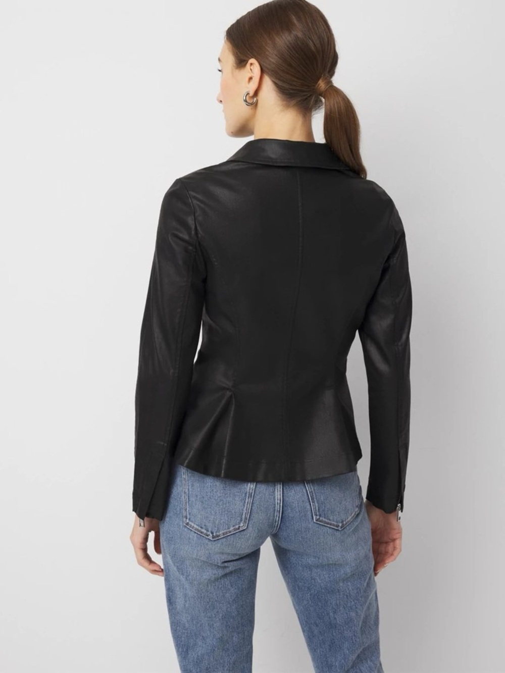 NWT- White House Black Market Peplum Coated Denim Jacket in Black Size M - Picture 4 of 10